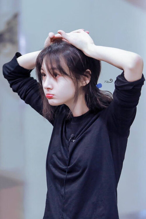 JiuyouAPP下载-线上线下联动推动青少年篮球全民普及，打造全场景运动新生态，篮球线上教学的看法和建议