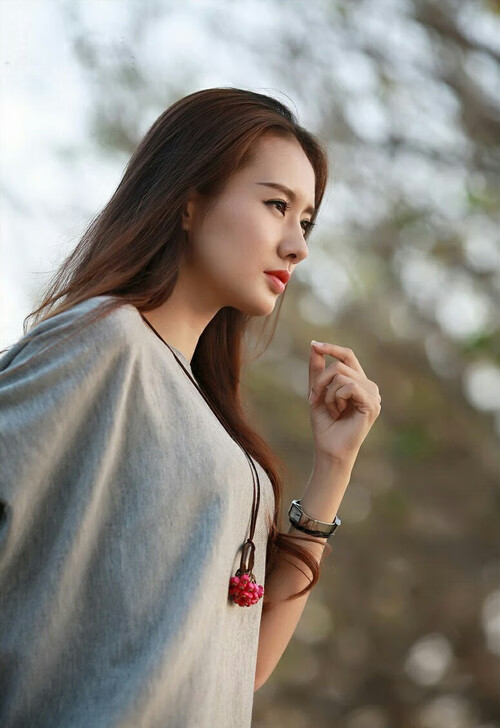 九游网页版官网-葡萄牙马术队在2024年欧洲工作马术锦标赛中获得团体铜牌，展现出色表现。