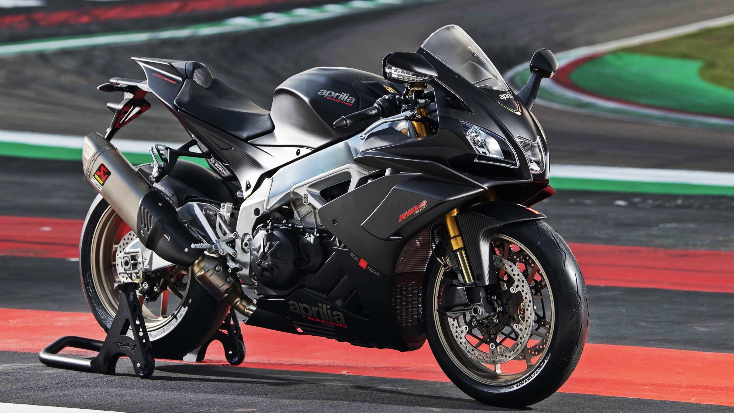 掘金中锋缺战再次雪藏 召唤更多队员潜质,掘金队替补中锋