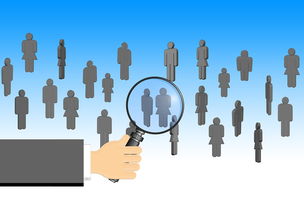 九游网页版官网-国足比赛战术调整案例分析，国足的战术